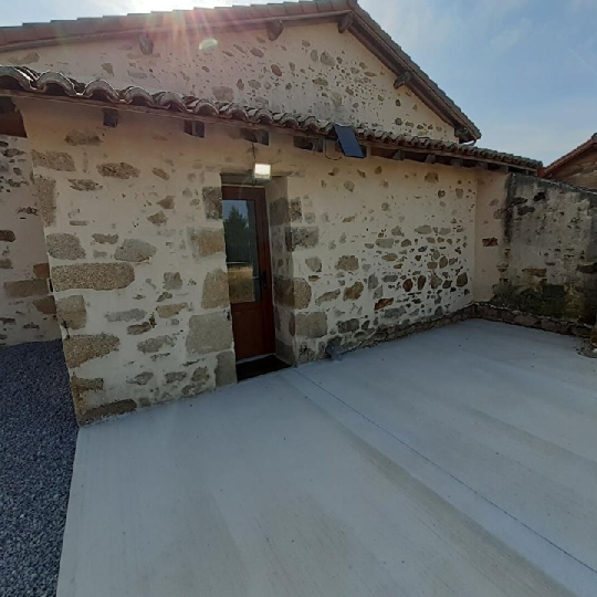 Annonces LIMOGES : Maison / Villa | VERNEUIL-SUR-VIENNE (87430) | 105 m2 | 1 170 &euro; 