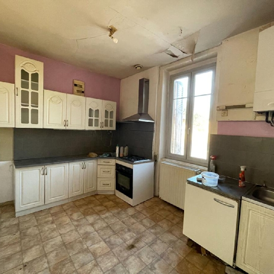  Annonces LIMOGES : Immeuble | LIMOGES (87100) | 81 m2 | 170 800 &euro; 