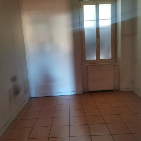  Annonces LIMOGES : Immeuble | LIMOGES (87100) | 81 m2 | 170 800 &euro; 