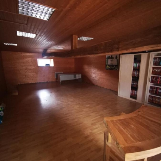  Annonces LIMOGES : Office | AIXE-SUR-VIENNE (87700) | 138 m2 | 144 110 &euro; 