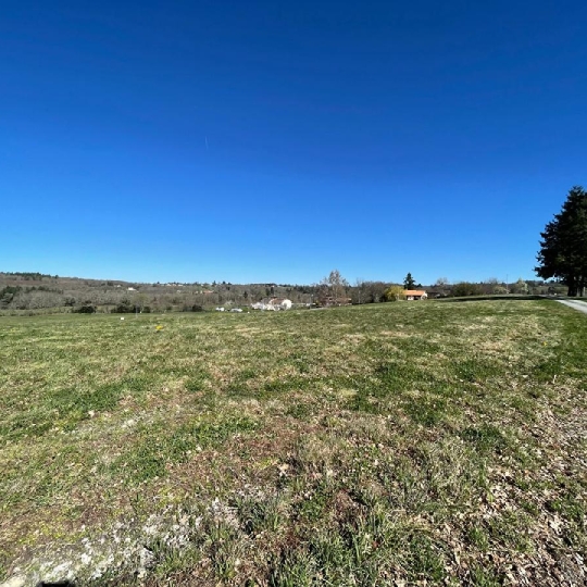  Annonces LIMOGES : Ground | FEYTIAT (87220) | 1 257 m2 | 79 570 &euro; 