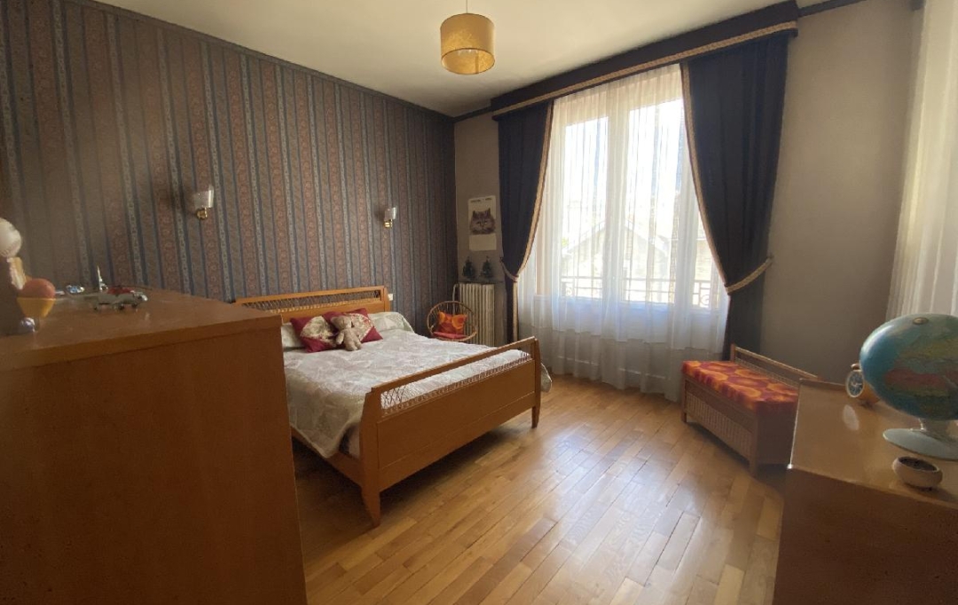 Annonces LIMOGES : Maison / Villa | LIMOGES (87000) | 160 m2 | 240 000 &euro; 