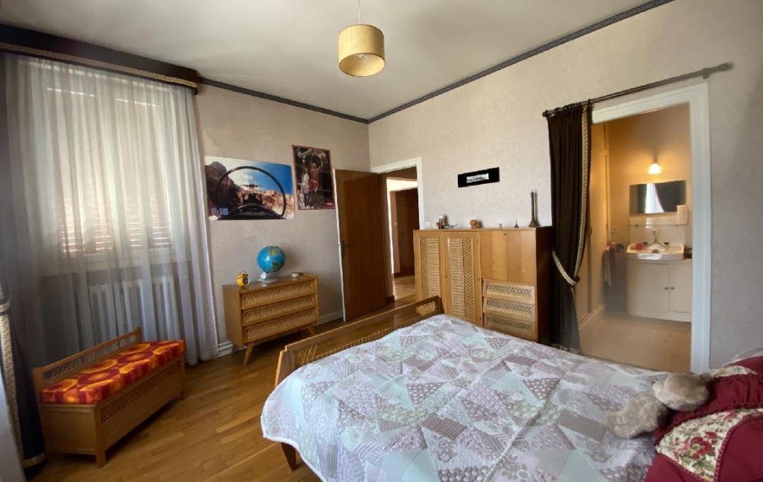 Annonces LIMOGES : Maison / Villa | LIMOGES (87000) | 160 m2 | 240 000 &euro; 