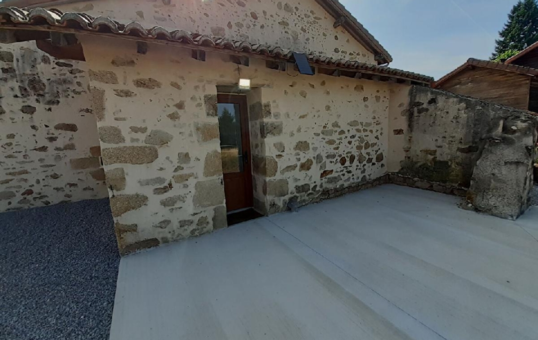 Annonces LIMOGES : Maison / Villa | VERNEUIL-SUR-VIENNE (87430) | 105 m2 | 1 170 &euro; 