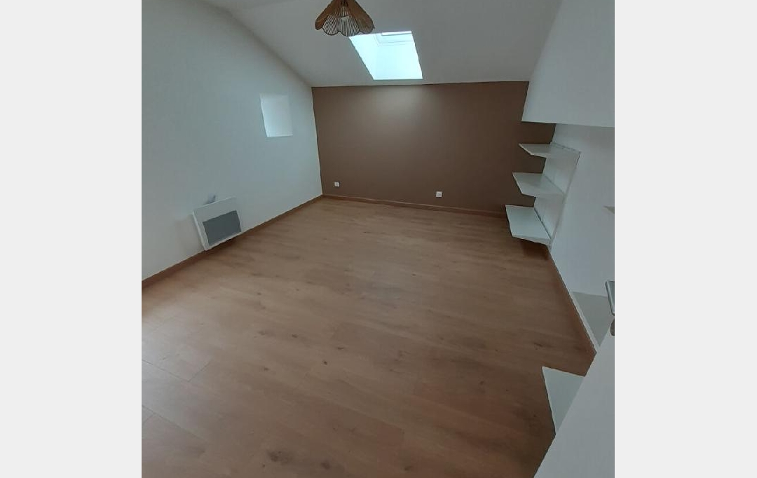 Annonces LIMOGES : Maison / Villa | VERNEUIL-SUR-VIENNE (87430) | 105 m2 | 1 170 &euro; 