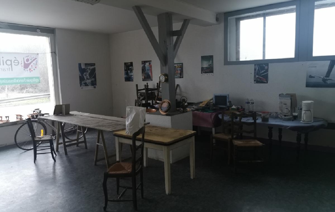 Annonces LIMOGES : Local / Bureau | AIXE-SUR-VIENNE (87700) | 1 000 m2 | 129 300 &euro; 