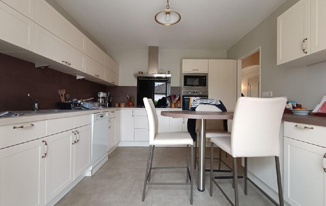 Annonces LIMOGES : Maison / Villa | LIMOGES (87000) | 210 m2 | 249 100 &euro; 