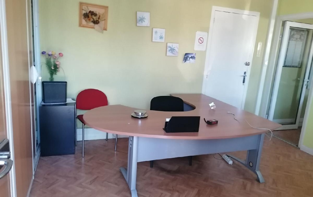 Annonces LIMOGES : Local / Bureau | AIXE-SUR-VIENNE (87700) | 1 496 m2 | 462 240 &euro; 