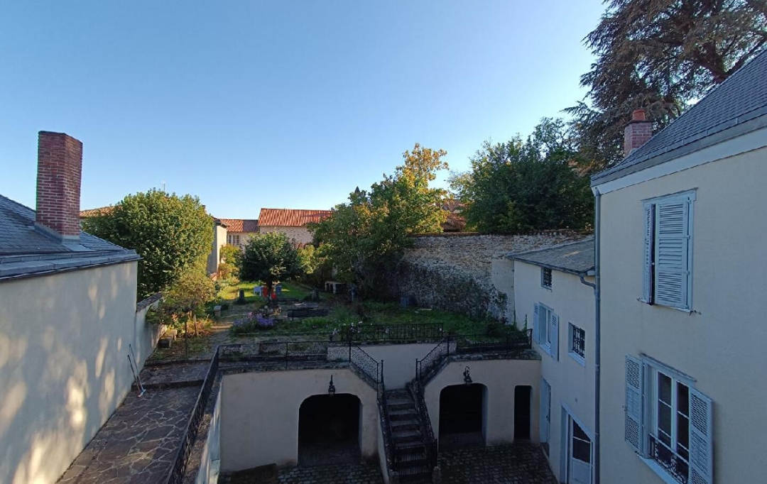 Annonces LIMOGES : House | AIXE-SUR-VIENNE (87700) | 278 m2 | 330 750 &euro; 