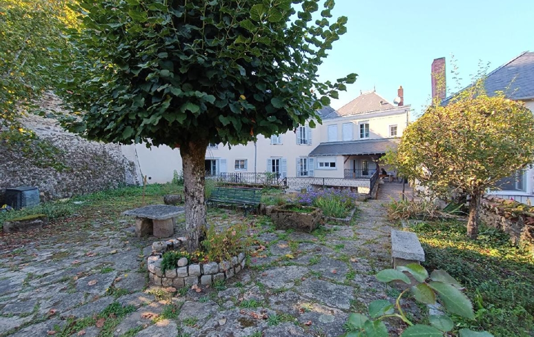 Annonces LIMOGES : House | AIXE-SUR-VIENNE (87700) | 278 m2 | 330 750 &euro; 