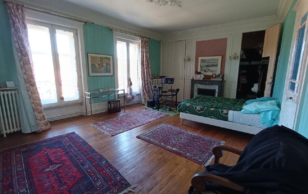 Annonces LIMOGES : House | AIXE-SUR-VIENNE (87700) | 278 m2 | 330 750 &euro; 