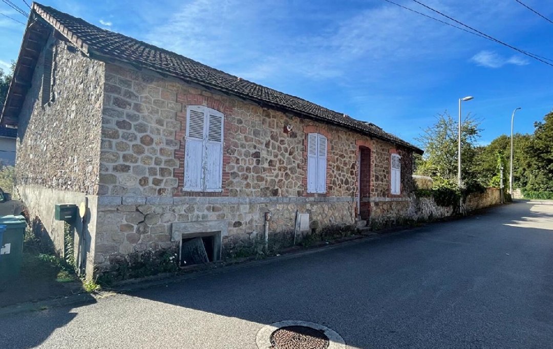 Annonces LIMOGES : Immeuble | LIMOGES (87100) | 81 m2 | 170 800 &euro; 