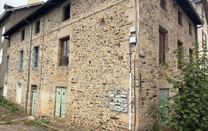  Annonces LIMOGES Immeuble | AIXE-SUR-VIENNE (87700) | 375 m2 | 97 200 € 