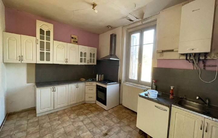  Annonces LIMOGES Immeuble | LIMOGES (87100) | 81 m2 | 232 100 € 